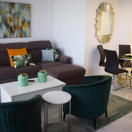 דירה Beautiful Apartment, Close To The Beach! נאזרה