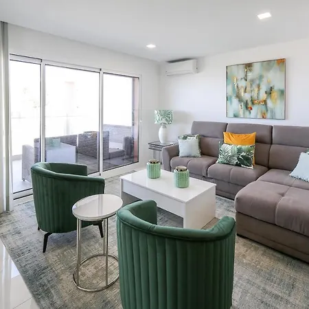 דירה Beautiful Apartment, Close To The Beach!